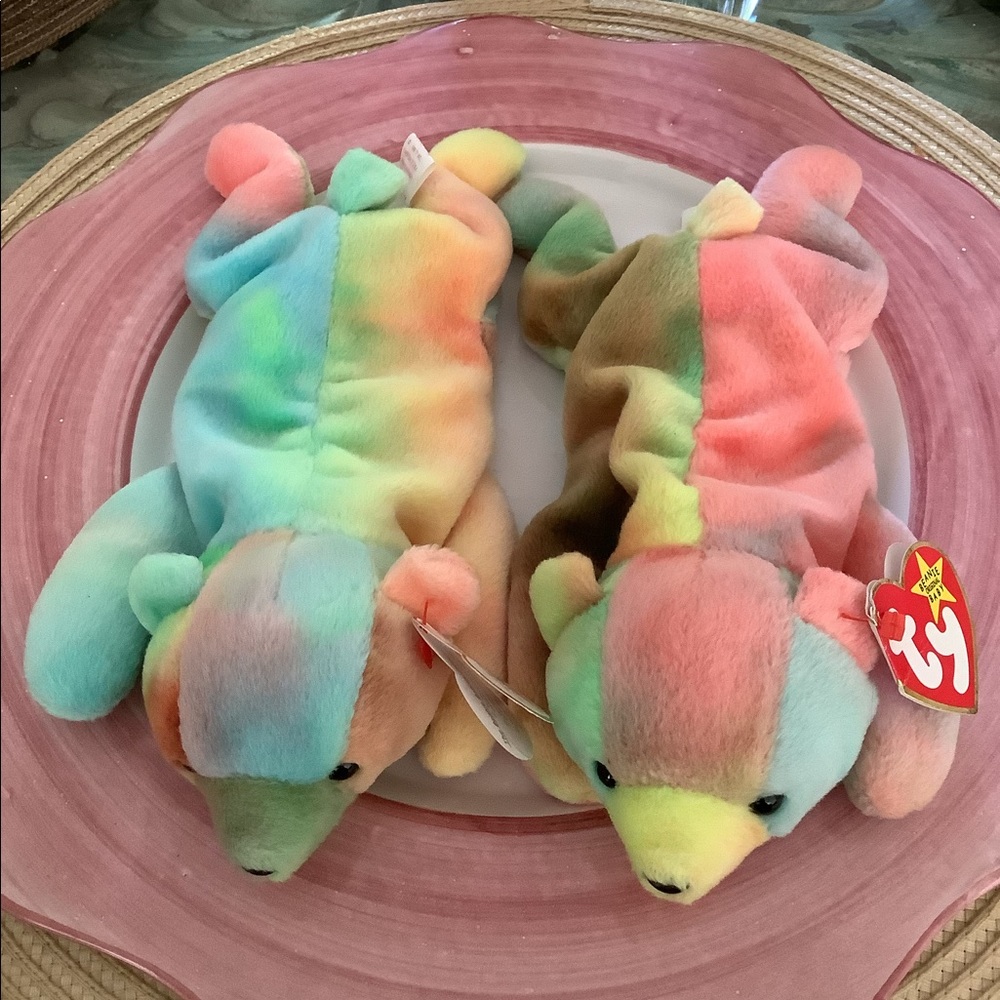 TY beanie babies Sammy rainbow bears set of two dob 6/23/98 twins stay t…